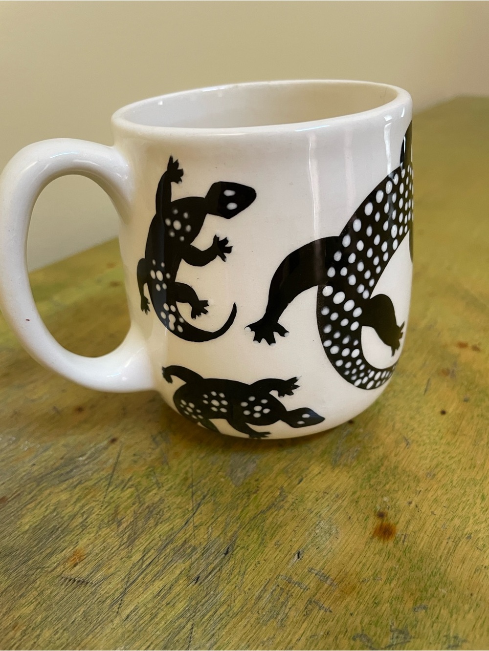 HANDMADE ARTIST MUG - Picture 4 of 8